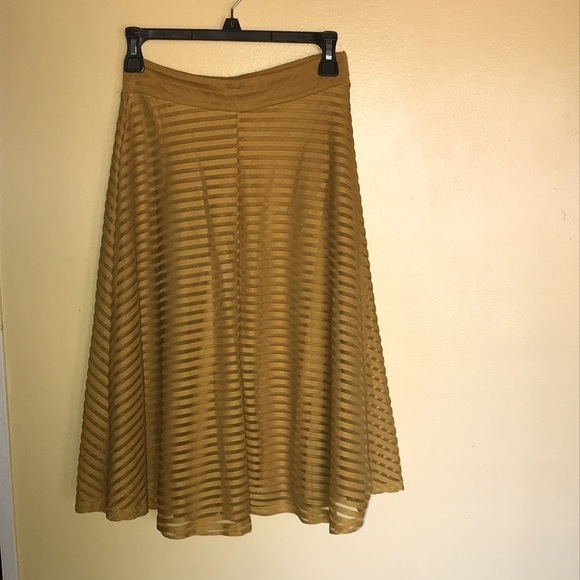 Silhouette NYC yellow women's circle skirt size small - Picture 2 of 7